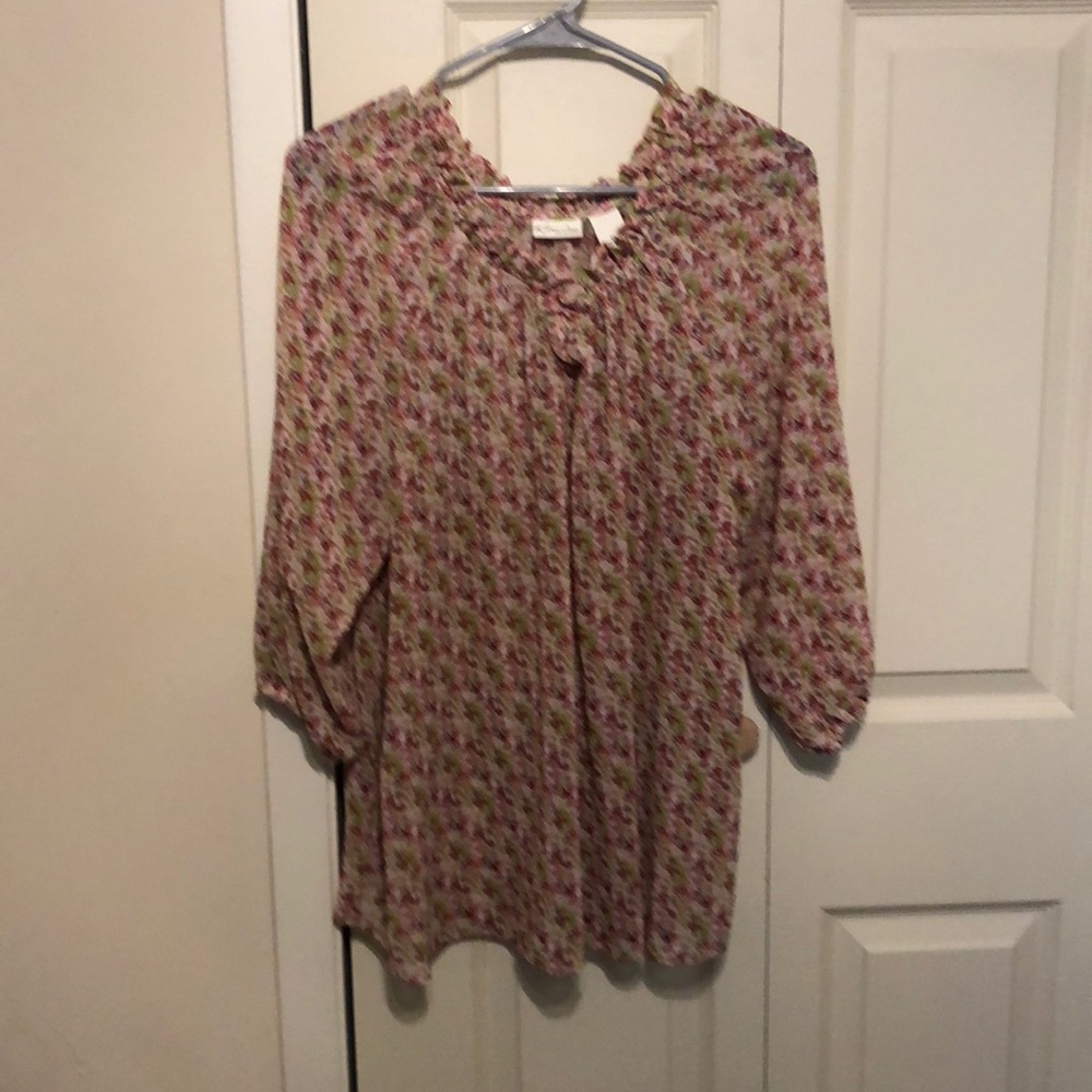 Floral flowy top